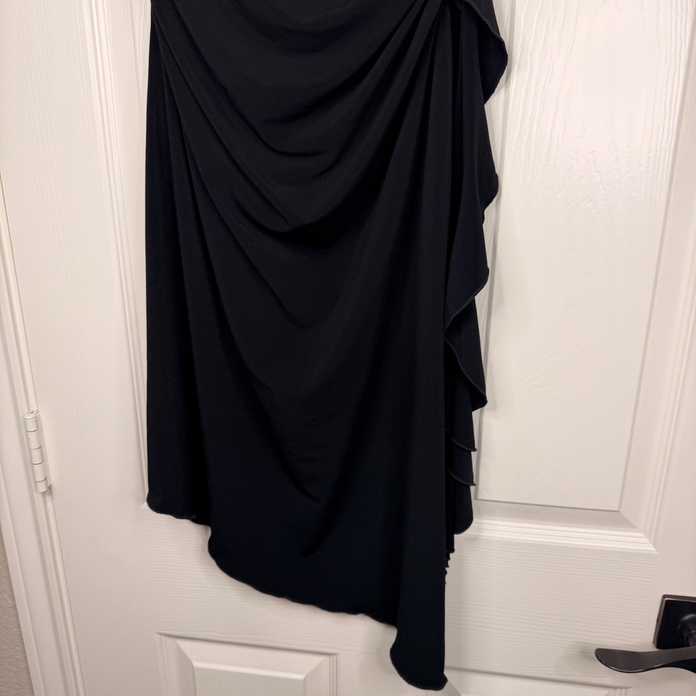 #125 XOXO Strapless Y2K Dress Sz. Medium Black Ruched Asymmetrical Ruffle - Picture 3 of 9